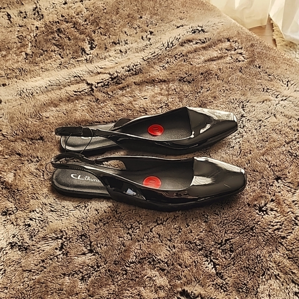 Ladies black patten sandals